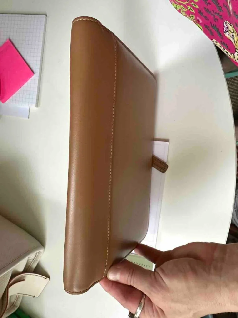 Levenger Leather Junior Ambi-Folio Notepad case LikeNew Brown Zip-around w/ box